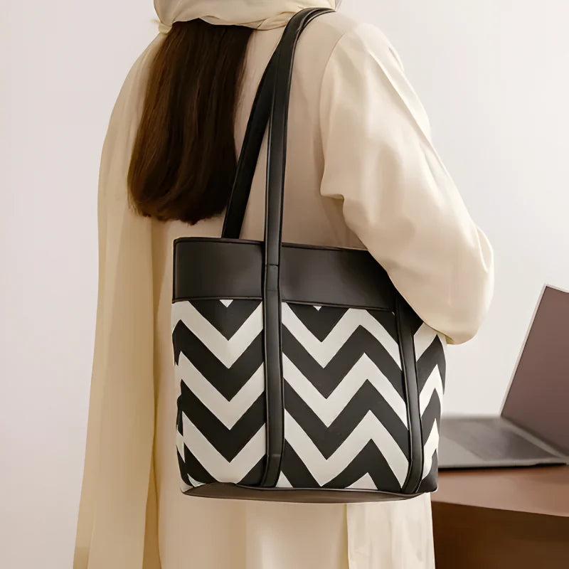 Chevron Pattern Shoulder Tote Bag for Women – Stylish & Spacious